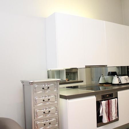 Modernized South Kensington Apartments London Eksteriør billede