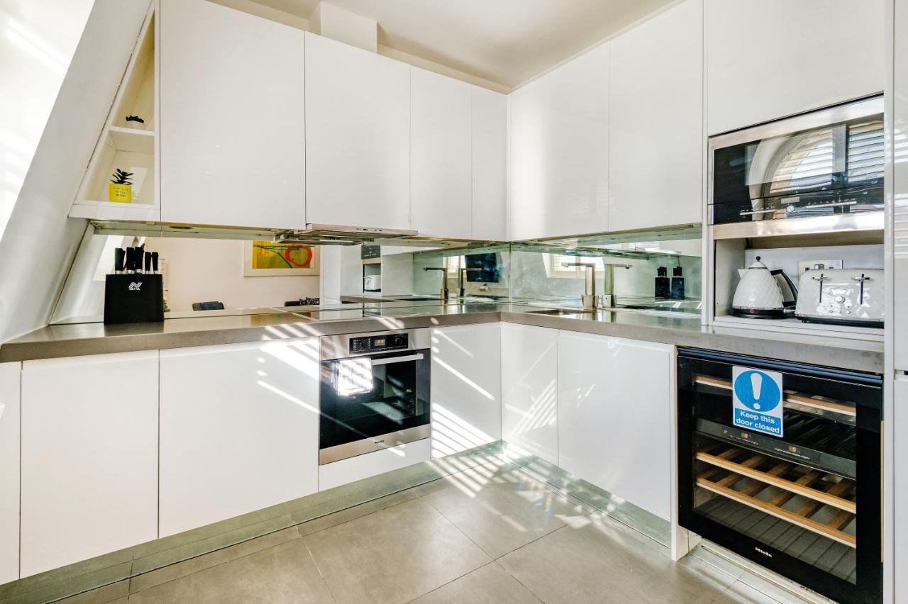 Modernized South Kensington Apartments London Eksteriør billede