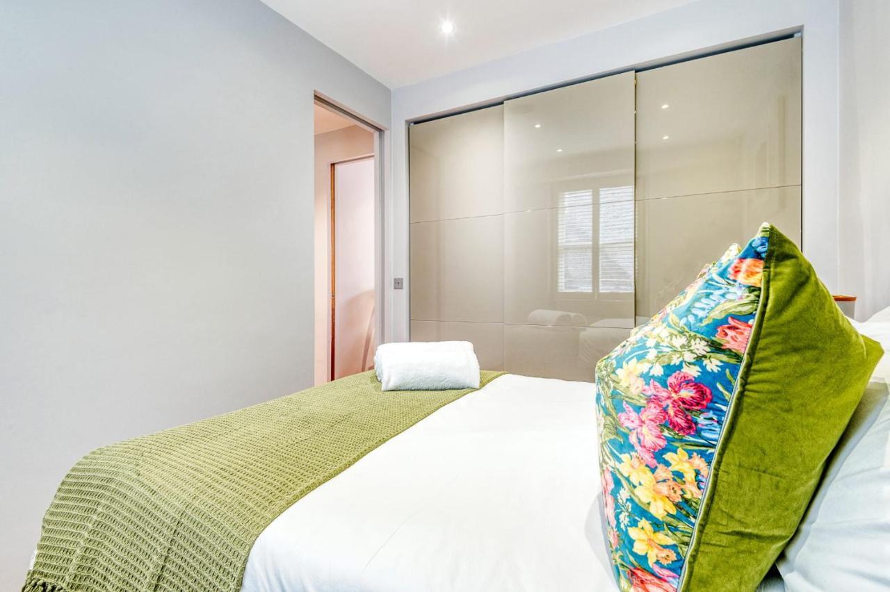 Modernized South Kensington Apartments London Eksteriør billede