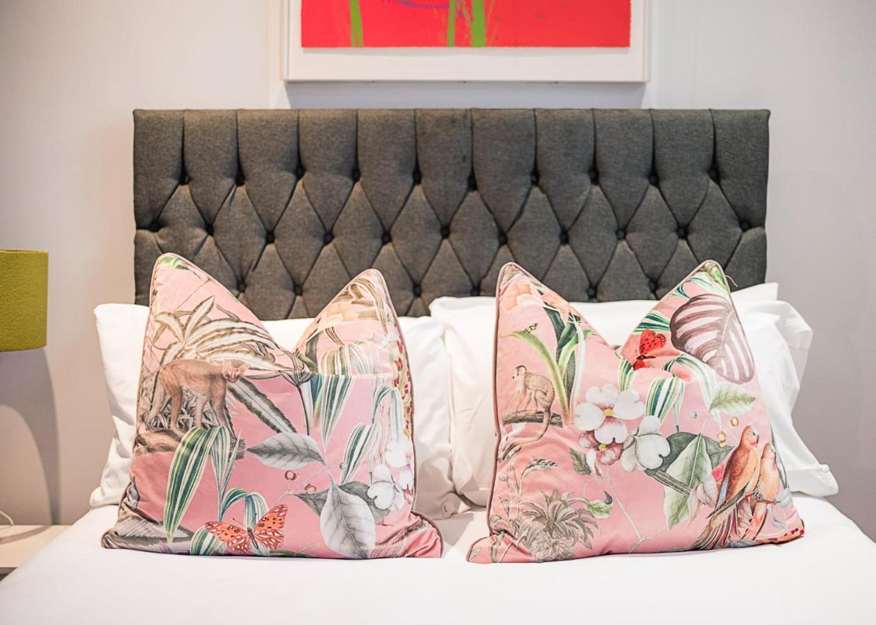 Modernized South Kensington Apartments London Eksteriør billede