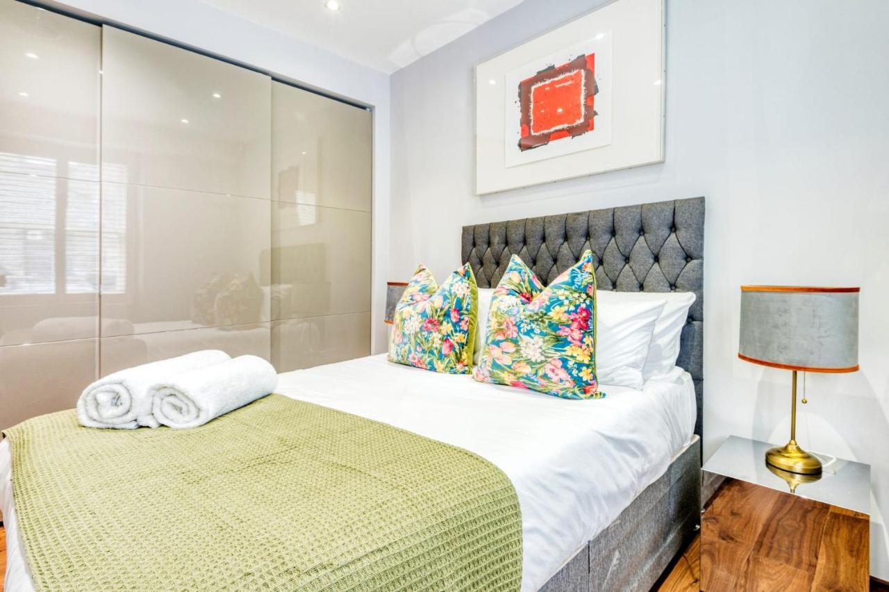 Modernized South Kensington Apartments London Eksteriør billede