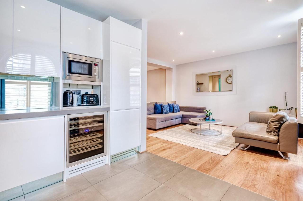 Modernized South Kensington Apartments London Eksteriør billede